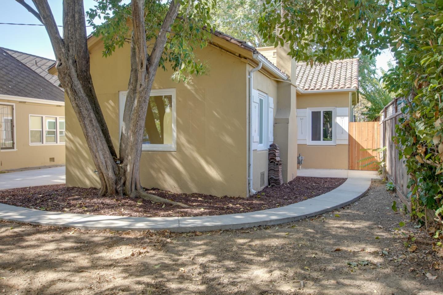 Detail Gallery Image 42 of 46 For 631 S 14th St, San Jose,  CA 95112 - 3 Beds | 2/1 Baths