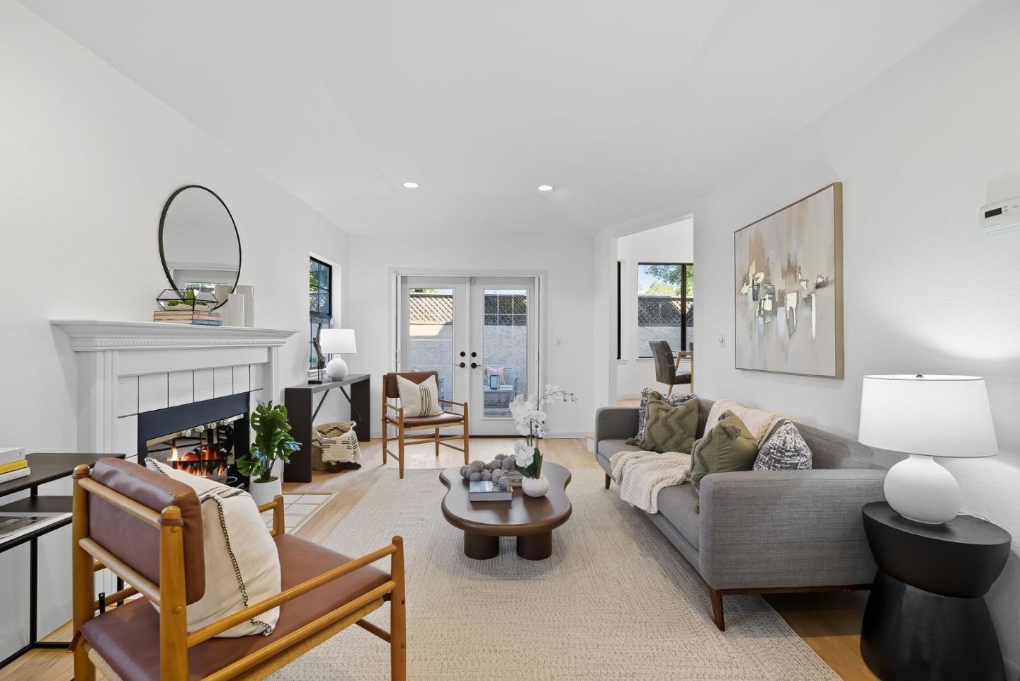 Detail Gallery Image 3 of 22 For 408 Darryl Dr, Campbell,  CA 95008 - 3 Beds | 2/1 Baths