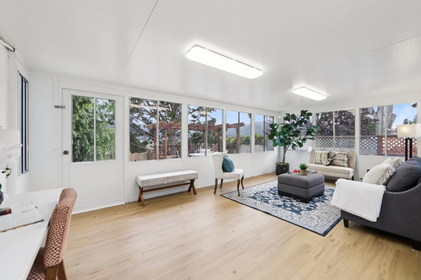 Detail Gallery Image 14 of 54 For 952 Alta Vista Dr, Pacifica,  CA 94044 - 3 Beds | 3 Baths