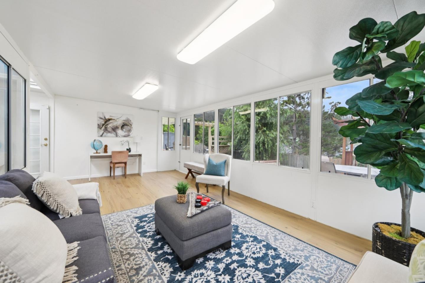 Detail Gallery Image 16 of 54 For 952 Alta Vista Dr, Pacifica,  CA 94044 - 3 Beds | 3 Baths