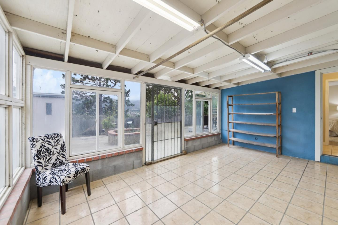 Detail Gallery Image 31 of 54 For 952 Alta Vista Dr, Pacifica,  CA 94044 - 3 Beds | 3 Baths