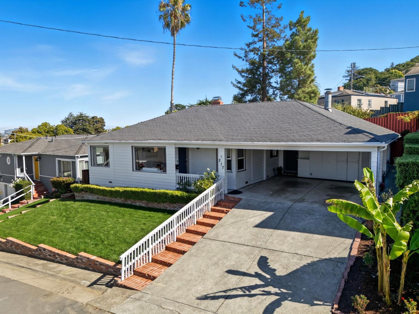 Detail Gallery Image 1 of 70 For 217 W 40th Ave, San Mateo,  CA 94403 - 3 Beds | 2 Baths