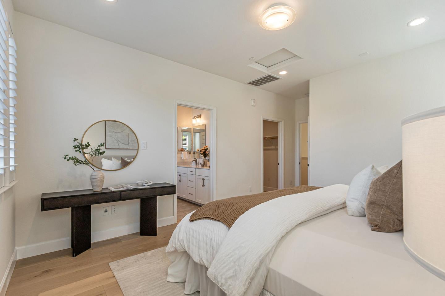 Detail Gallery Image 17 of 34 For 399 Charles Morris Ter, Sunnyvale,  CA 94085 - 3 Beds | 2/1 Baths