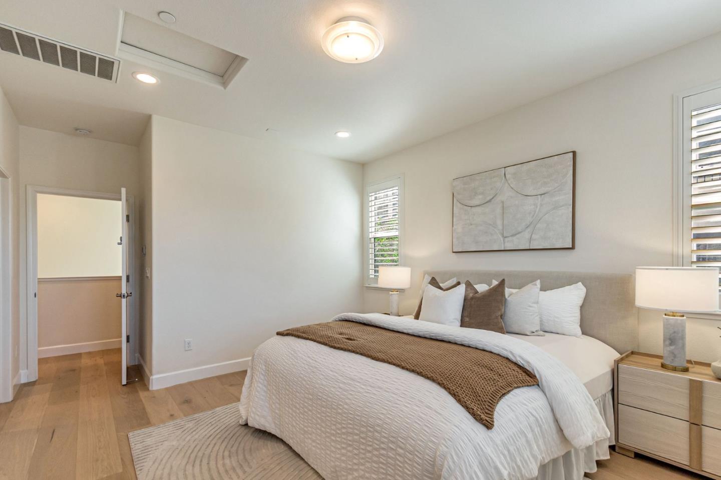 Detail Gallery Image 18 of 34 For 399 Charles Morris Ter, Sunnyvale,  CA 94085 - 3 Beds | 2/1 Baths