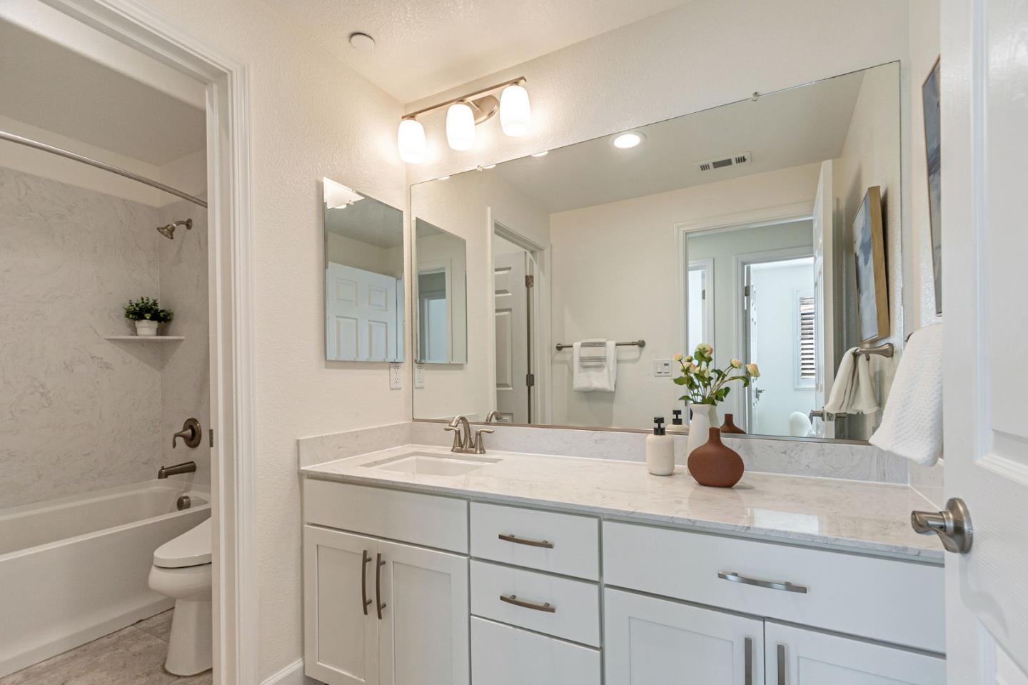 Detail Gallery Image 24 of 34 For 399 Charles Morris Ter, Sunnyvale,  CA 94085 - 3 Beds | 2/1 Baths