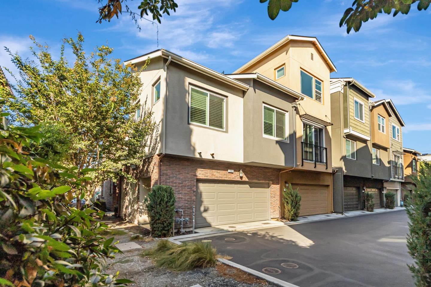 Detail Gallery Image 33 of 34 For 399 Charles Morris Ter, Sunnyvale,  CA 94085 - 3 Beds | 2/1 Baths