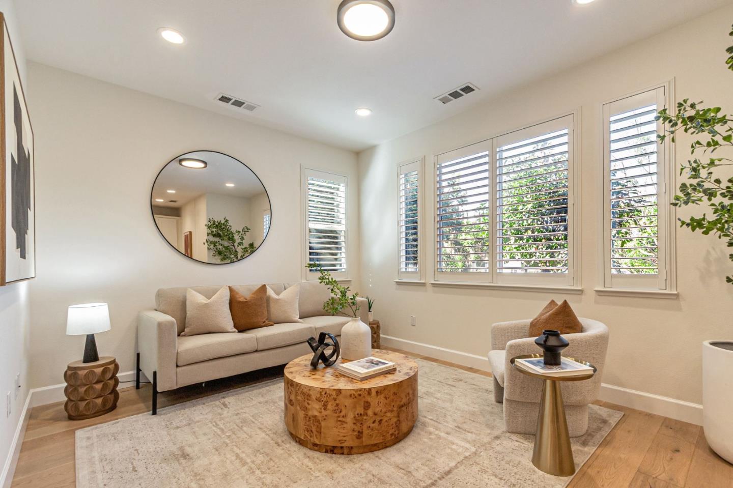 Detail Gallery Image 6 of 34 For 399 Charles Morris Ter, Sunnyvale,  CA 94085 - 3 Beds | 2/1 Baths