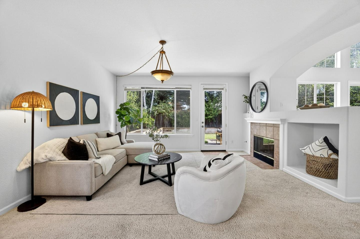 Detail Gallery Image 11 of 45 For 1469 Eagles Nest Ln, Gilroy,  CA 95020 - 4 Beds | 2/1 Baths