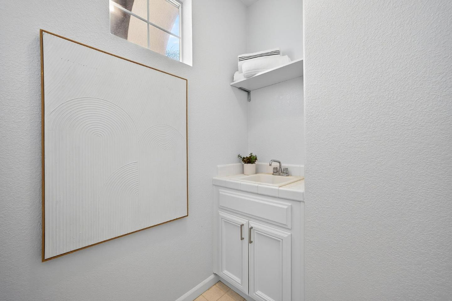 Detail Gallery Image 33 of 45 For 1469 Eagles Nest Ln, Gilroy,  CA 95020 - 4 Beds | 2/1 Baths