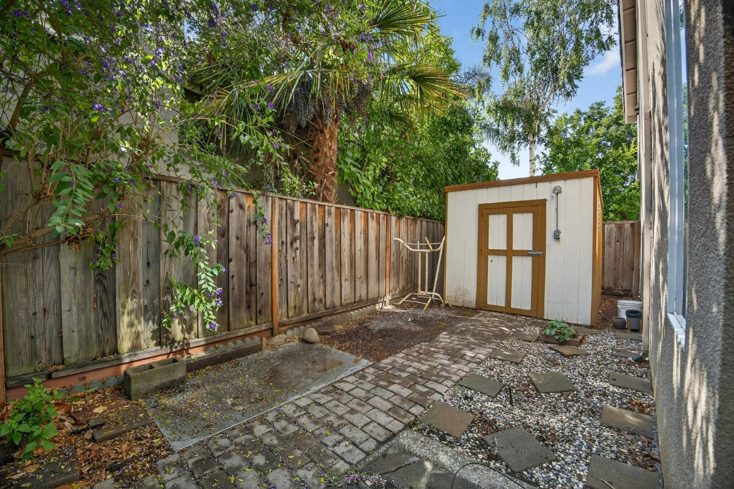 Detail Gallery Image 39 of 45 For 1469 Eagles Nest Ln, Gilroy,  CA 95020 - 4 Beds | 2/1 Baths