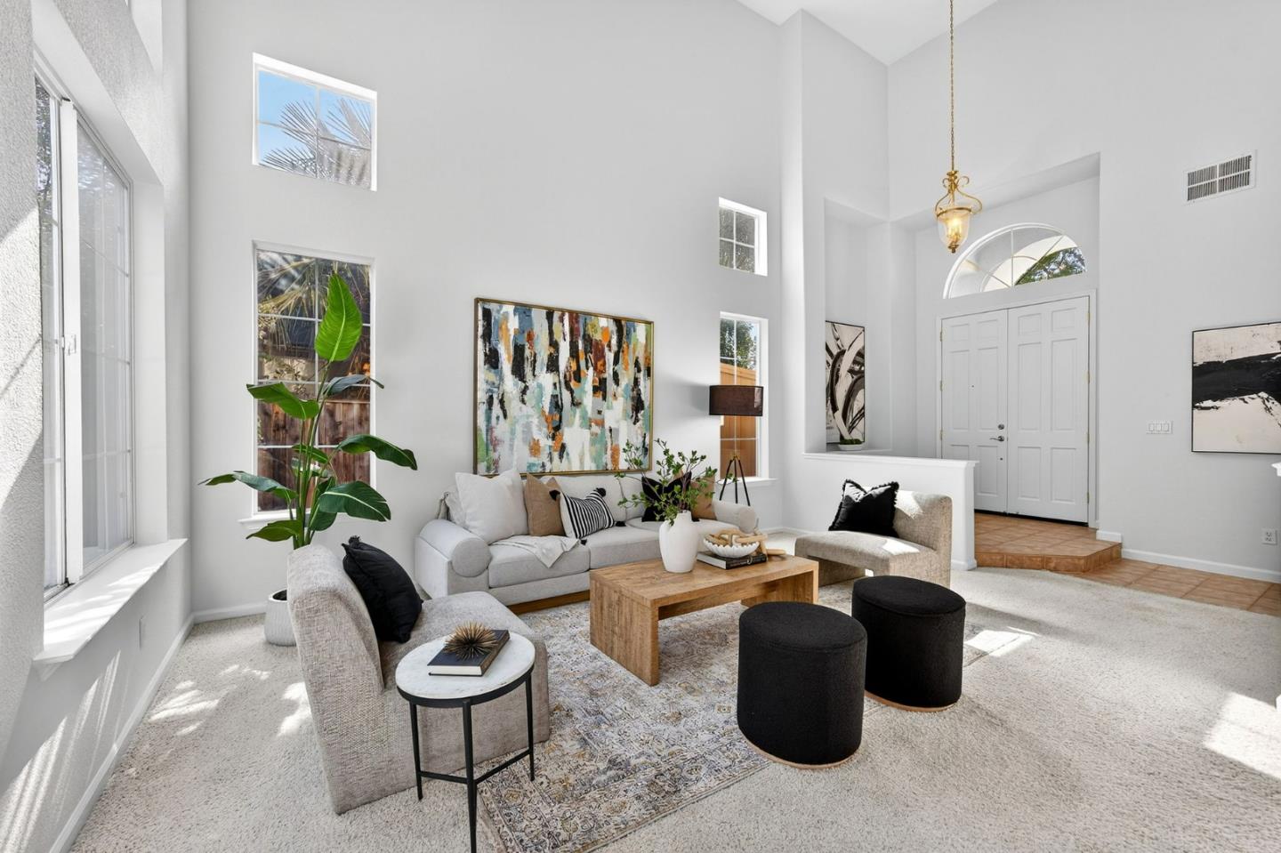 Detail Gallery Image 7 of 45 For 1469 Eagles Nest Ln, Gilroy,  CA 95020 - 4 Beds | 2/1 Baths