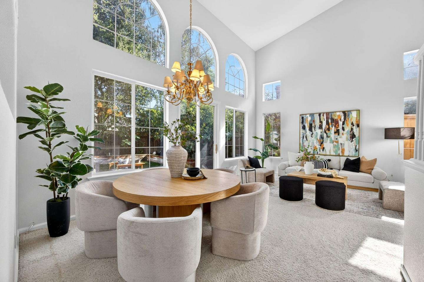 Detail Gallery Image 8 of 45 For 1469 Eagles Nest Ln, Gilroy,  CA 95020 - 4 Beds | 2/1 Baths