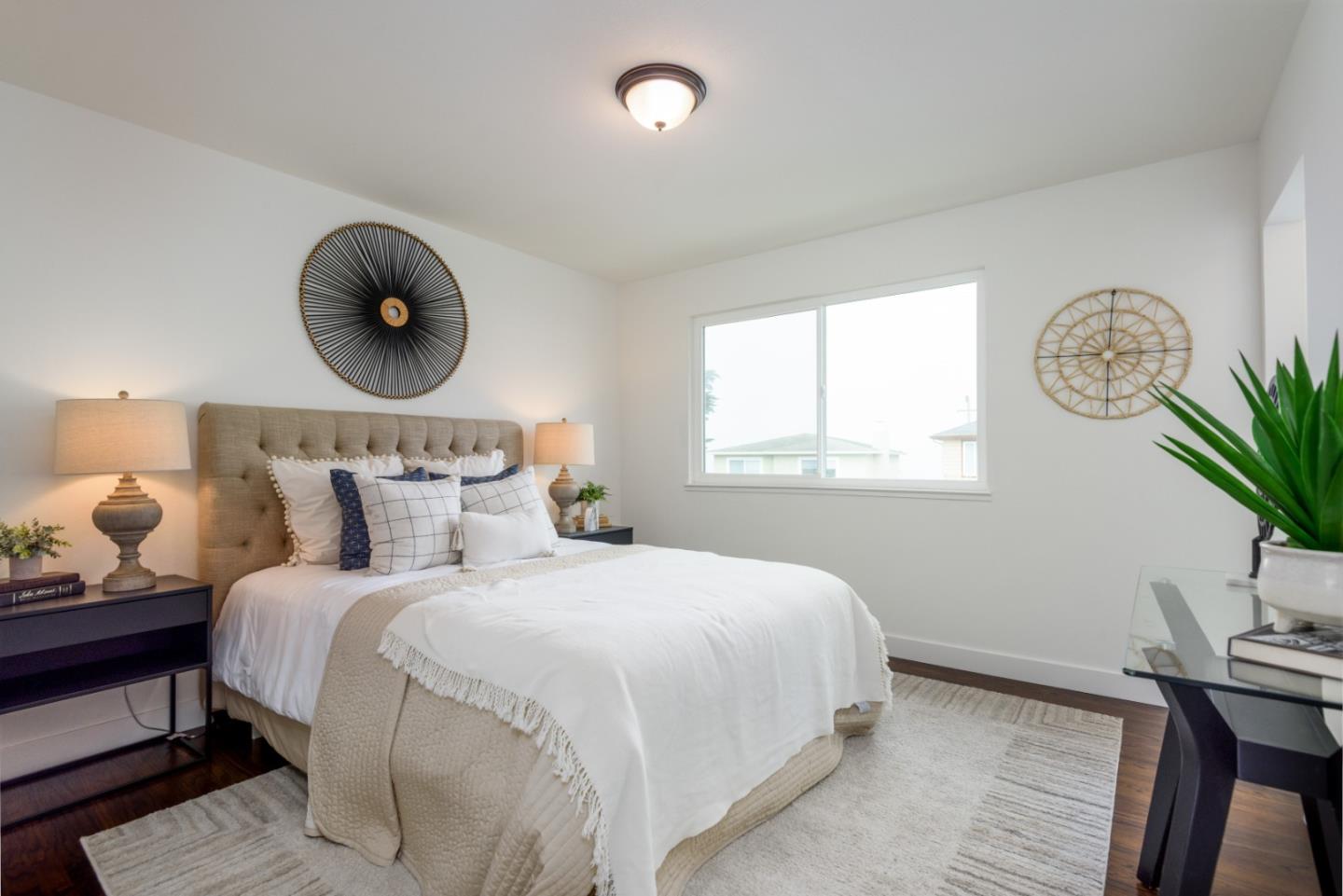 Detail Gallery Image 13 of 29 For 618 Foothill Dr, Pacifica,  CA 94044 - 3 Beds | 1/1 Baths