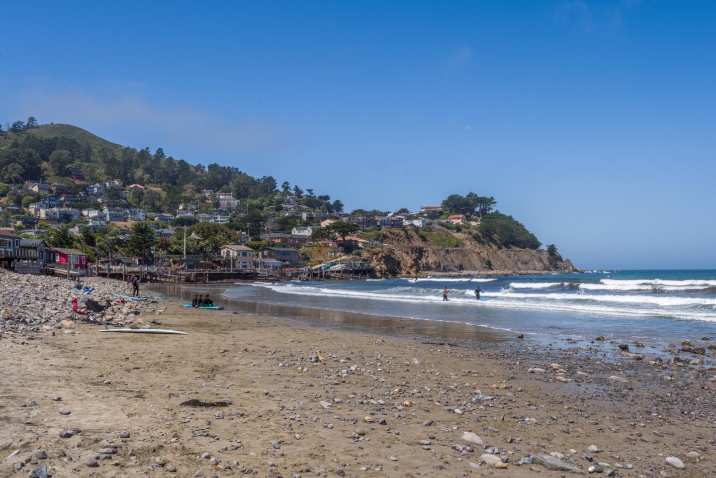 Detail Gallery Image 25 of 29 For 618 Foothill Dr, Pacifica,  CA 94044 - 3 Beds | 1/1 Baths