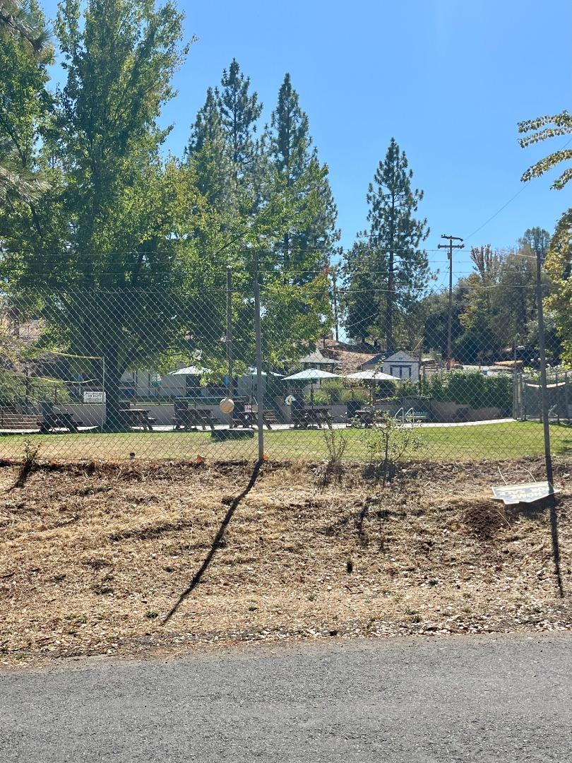 Detail Gallery Image 14 of 15 For 137 Deerhaven Dr, Tuolumne,  CA 95379 - – Beds | – Baths