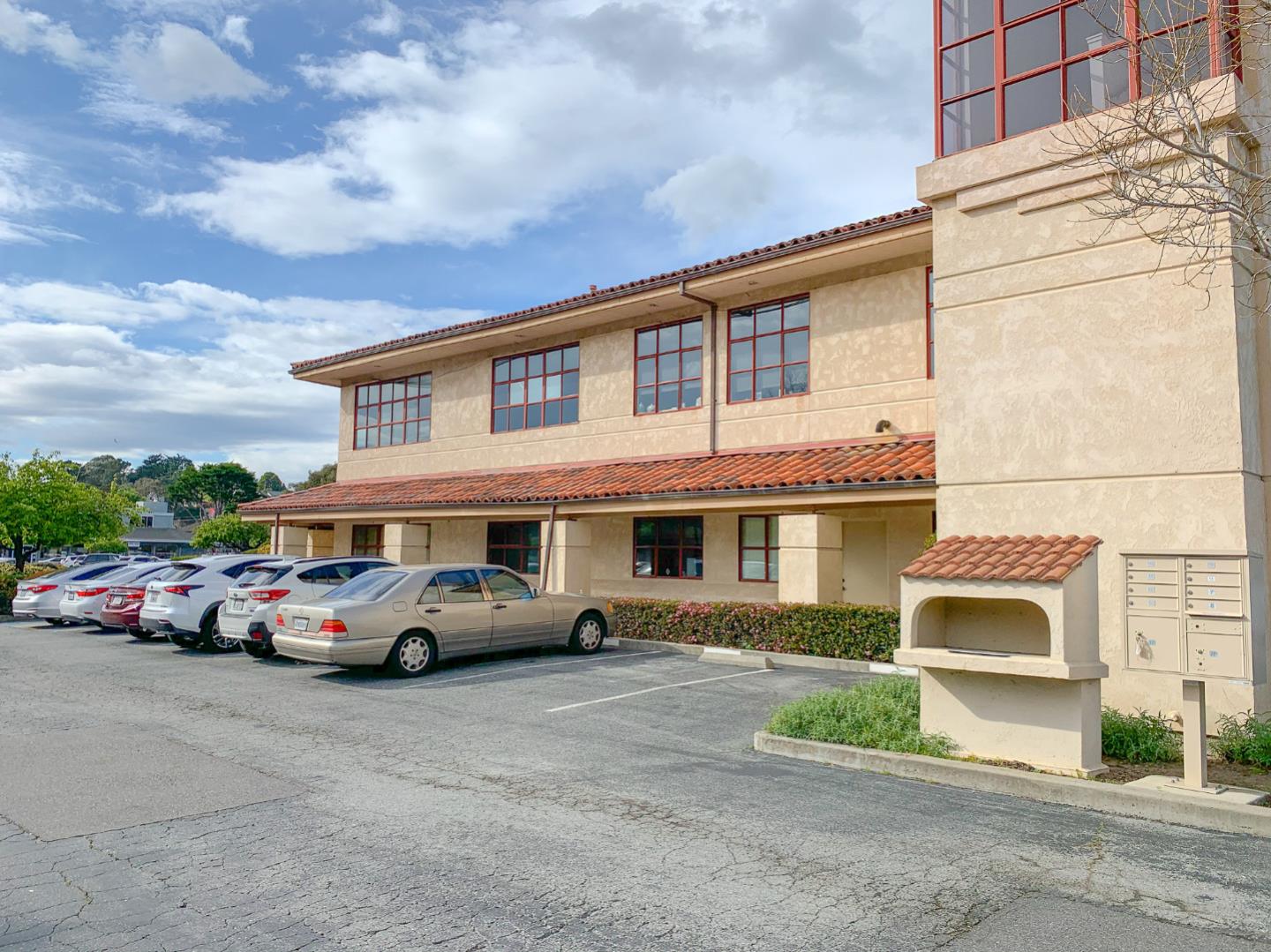 Detail Gallery Image 7 of 7 For 26385 Carmel Rancho Blvd #100,  Carmel,  CA 93923 - – Beds | – Baths