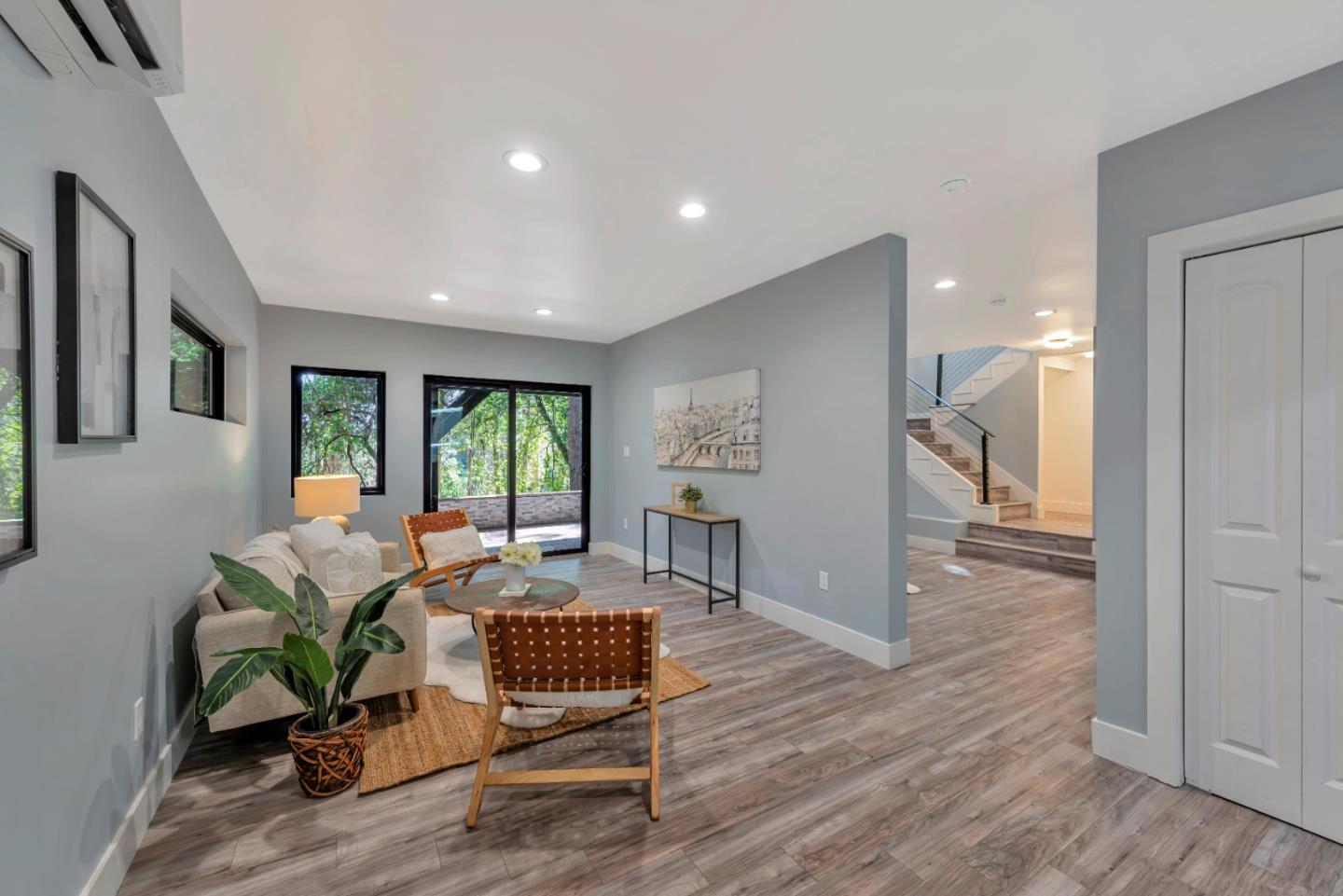 Detail Gallery Image 56 of 71 For 7032 Sayre Dr, Oakland,  CA 94611 - 5 Beds | 3/1 Baths