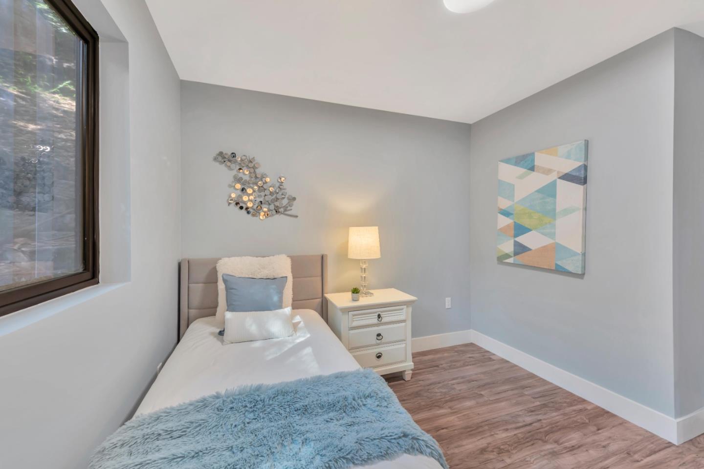 Detail Gallery Image 60 of 71 For 7032 Sayre Dr, Oakland,  CA 94611 - 5 Beds | 3/1 Baths