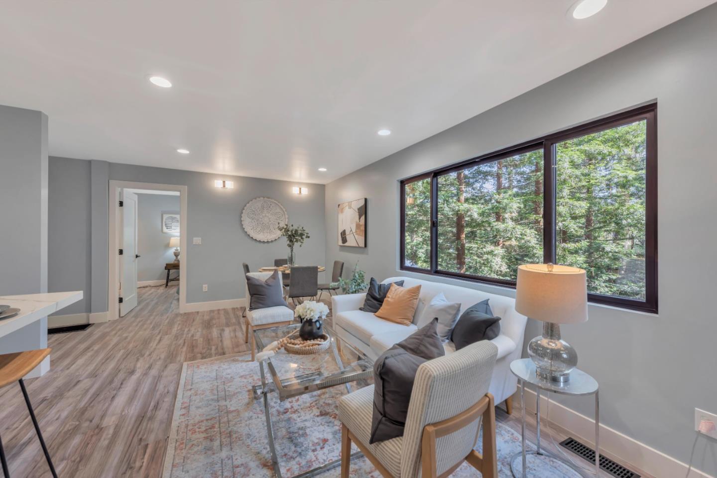 Detail Gallery Image 7 of 71 For 7032 Sayre Dr, Oakland,  CA 94611 - 5 Beds | 3/1 Baths