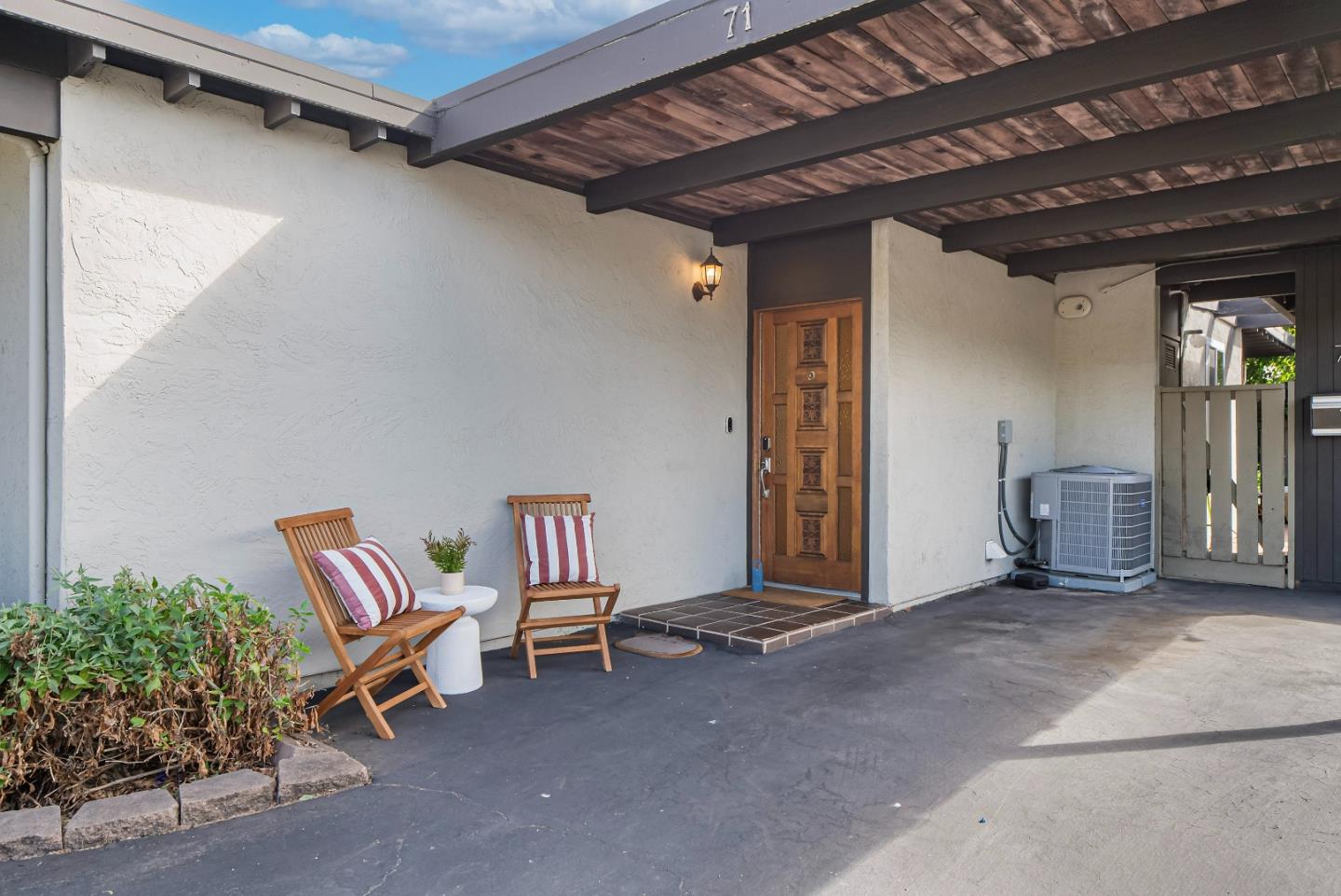Detail Gallery Image 25 of 32 For 71 Gladys Ave, Mountain View,  CA 94043 - 2 Beds | 2 Baths