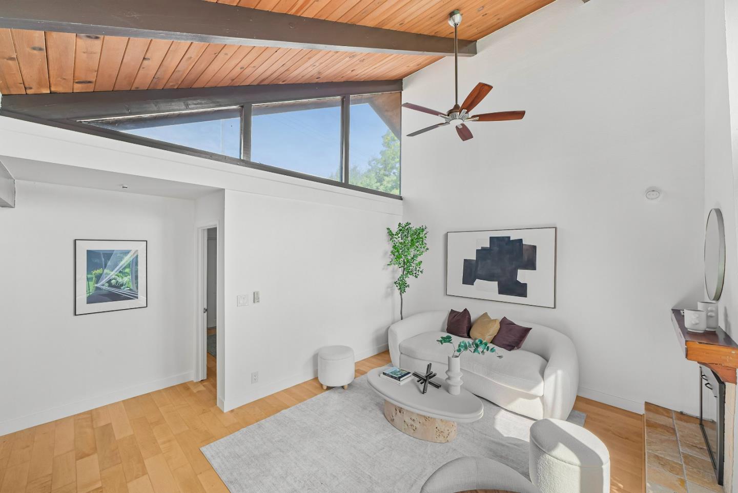 Detail Gallery Image 7 of 32 For 71 Gladys Ave, Mountain View,  CA 94043 - 2 Beds | 2 Baths