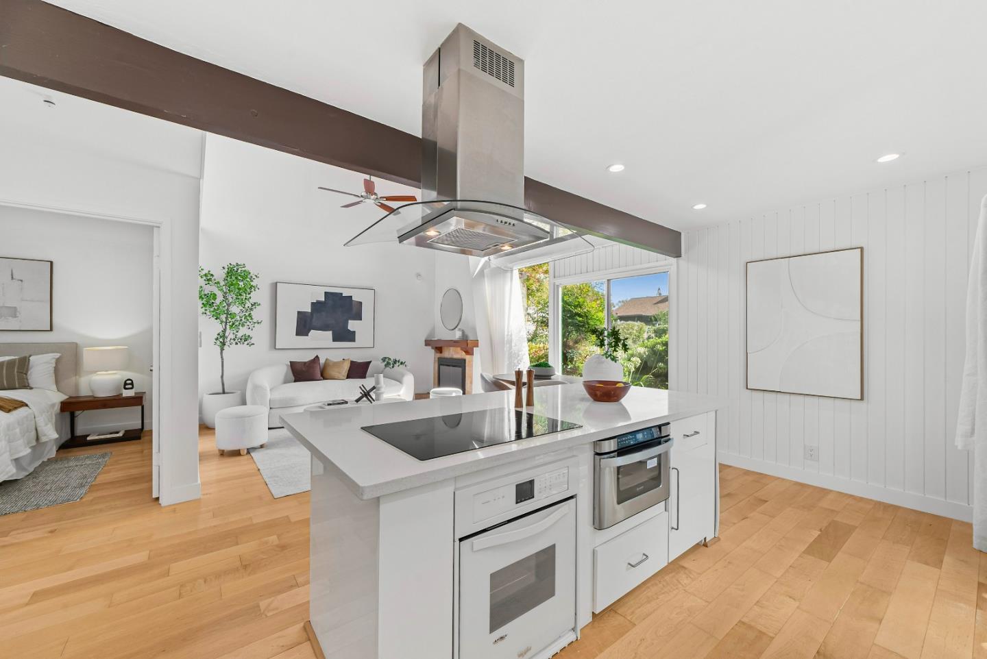 Detail Gallery Image 8 of 32 For 71 Gladys Ave, Mountain View,  CA 94043 - 2 Beds | 2 Baths