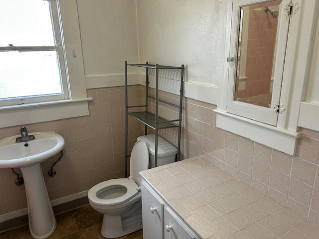 Detail Gallery Image 7 of 9 For 116 W Cliff Dr #1,  Santa Cruz,  CA 95060 - 1 Beds | 1 Baths