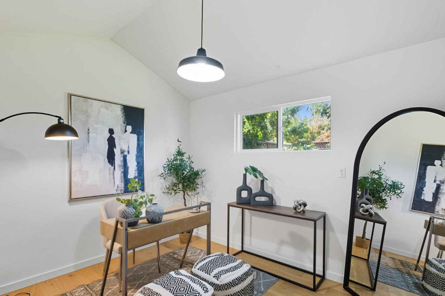 Detail Gallery Image 18 of 43 For 1463 Greenwood Ave, San Carlos,  CA 94070 - 3 Beds | 2 Baths