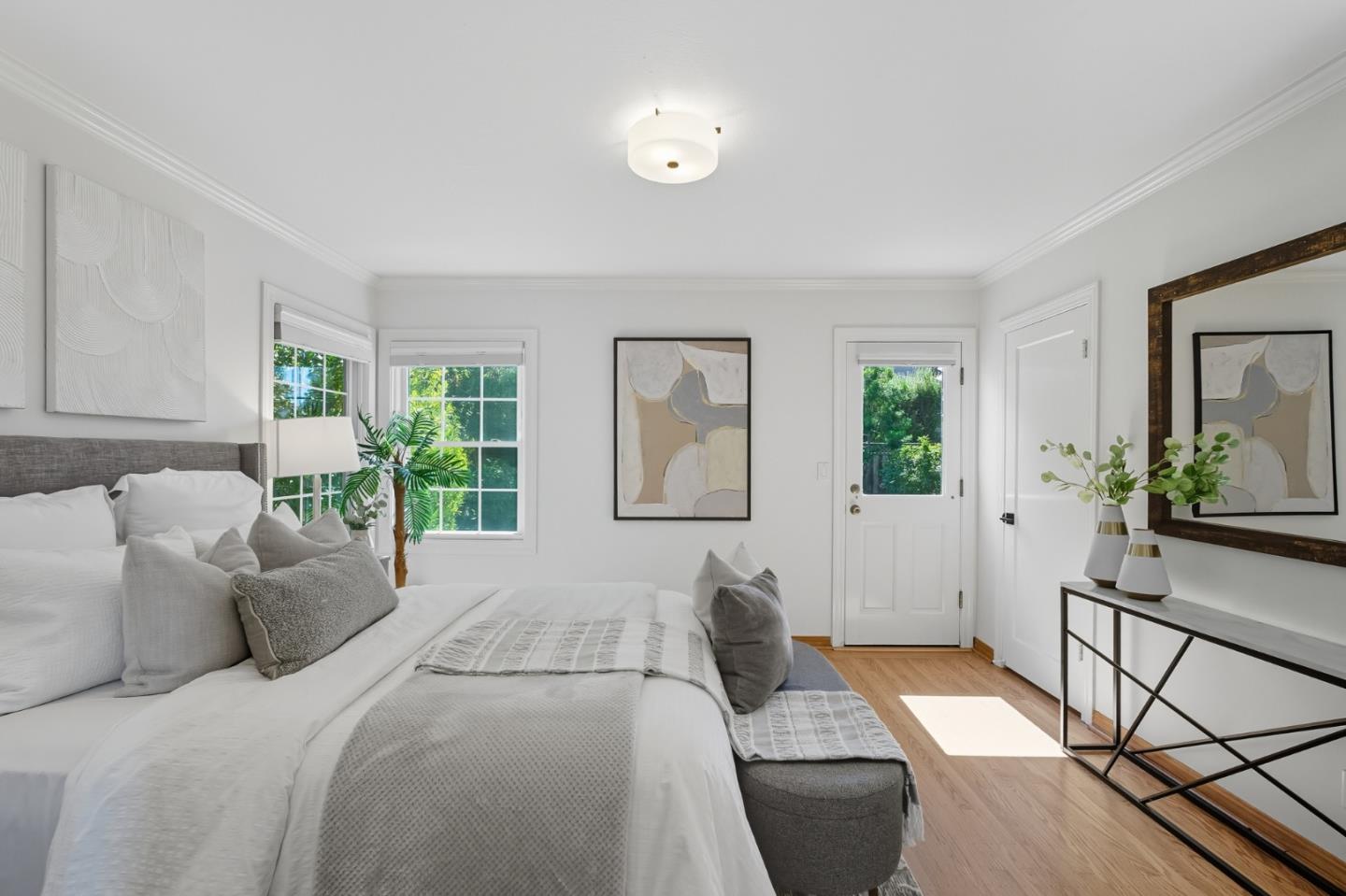 Detail Gallery Image 20 of 43 For 1463 Greenwood Ave, San Carlos,  CA 94070 - 3 Beds | 2 Baths