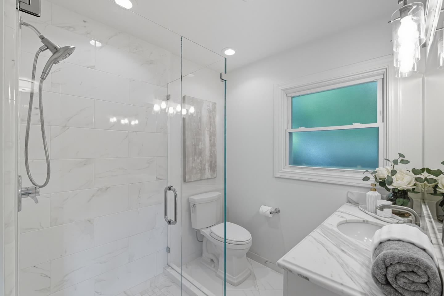 Detail Gallery Image 24 of 43 For 1463 Greenwood Ave, San Carlos,  CA 94070 - 3 Beds | 2 Baths