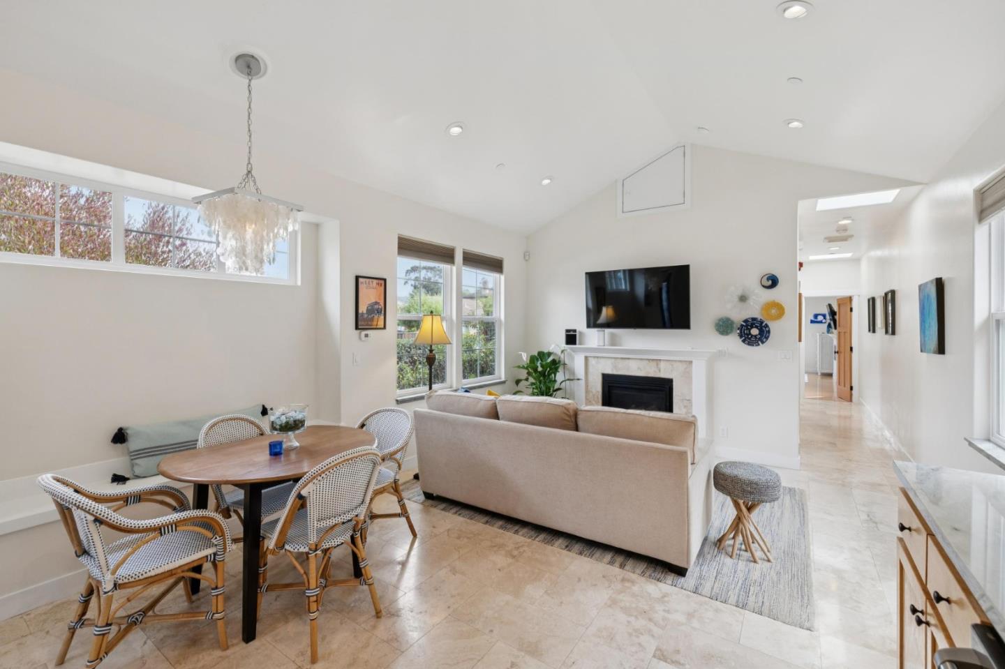 Detail Gallery Image 19 of 38 For 484 Poplar St, Half Moon Bay,  CA 94019 - 2 Beds | 2 Baths