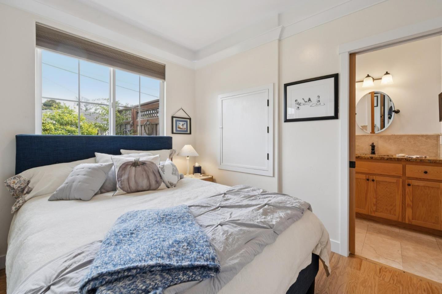 Detail Gallery Image 22 of 38 For 484 Poplar St, Half Moon Bay,  CA 94019 - 2 Beds | 2 Baths