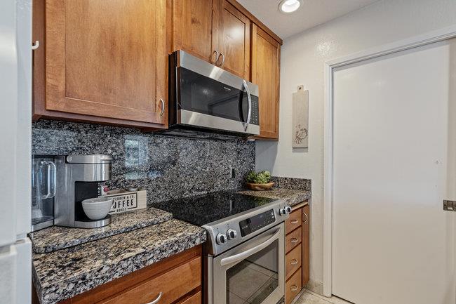 Detail Gallery Image 10 of 34 For 101 Shell Dr #102,  Watsonville,  CA 95076 - 2 Beds | 2 Baths