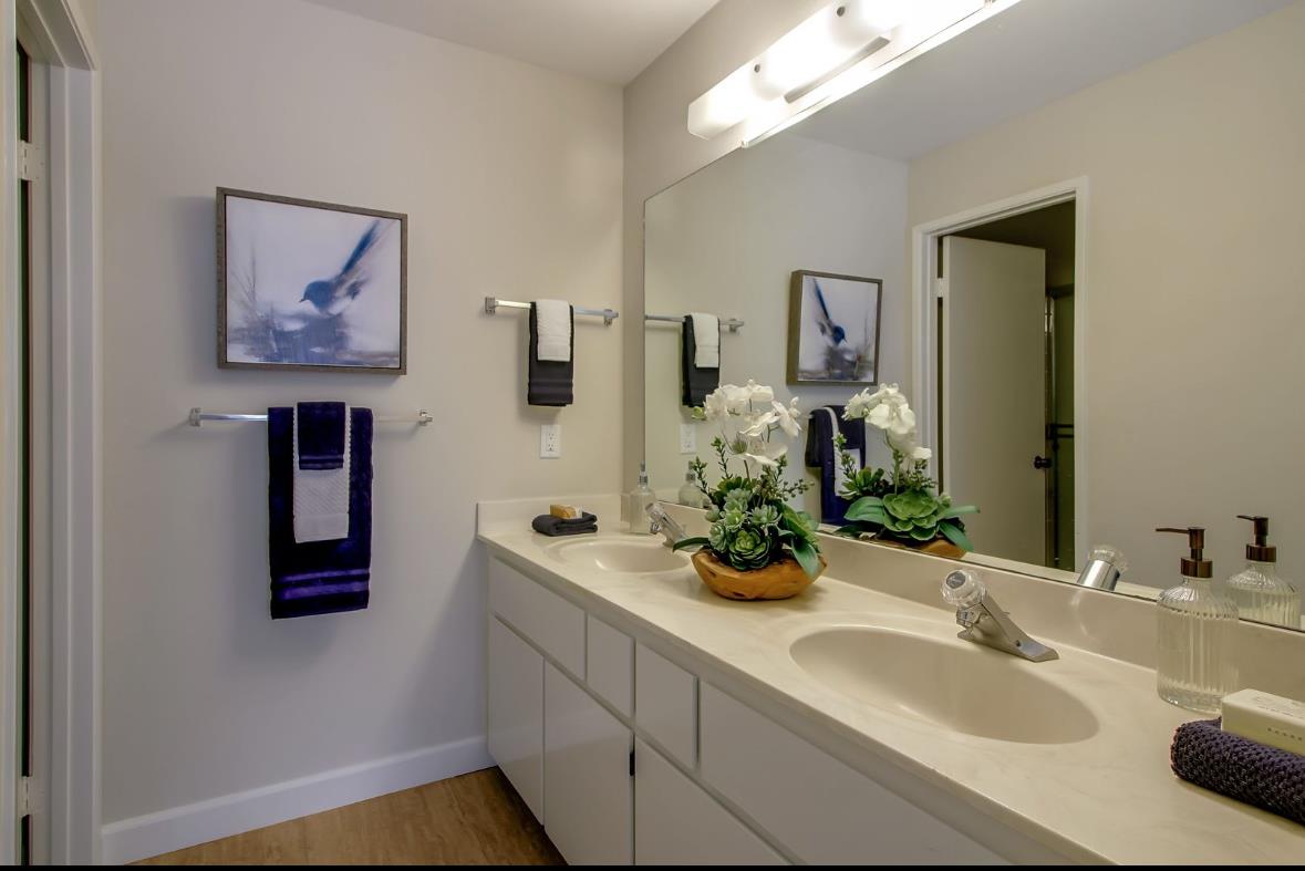 Detail Gallery Image 15 of 22 For 915 Apricot Ave #H,  Campbell,  CA 95008 - 2 Beds | 2 Baths