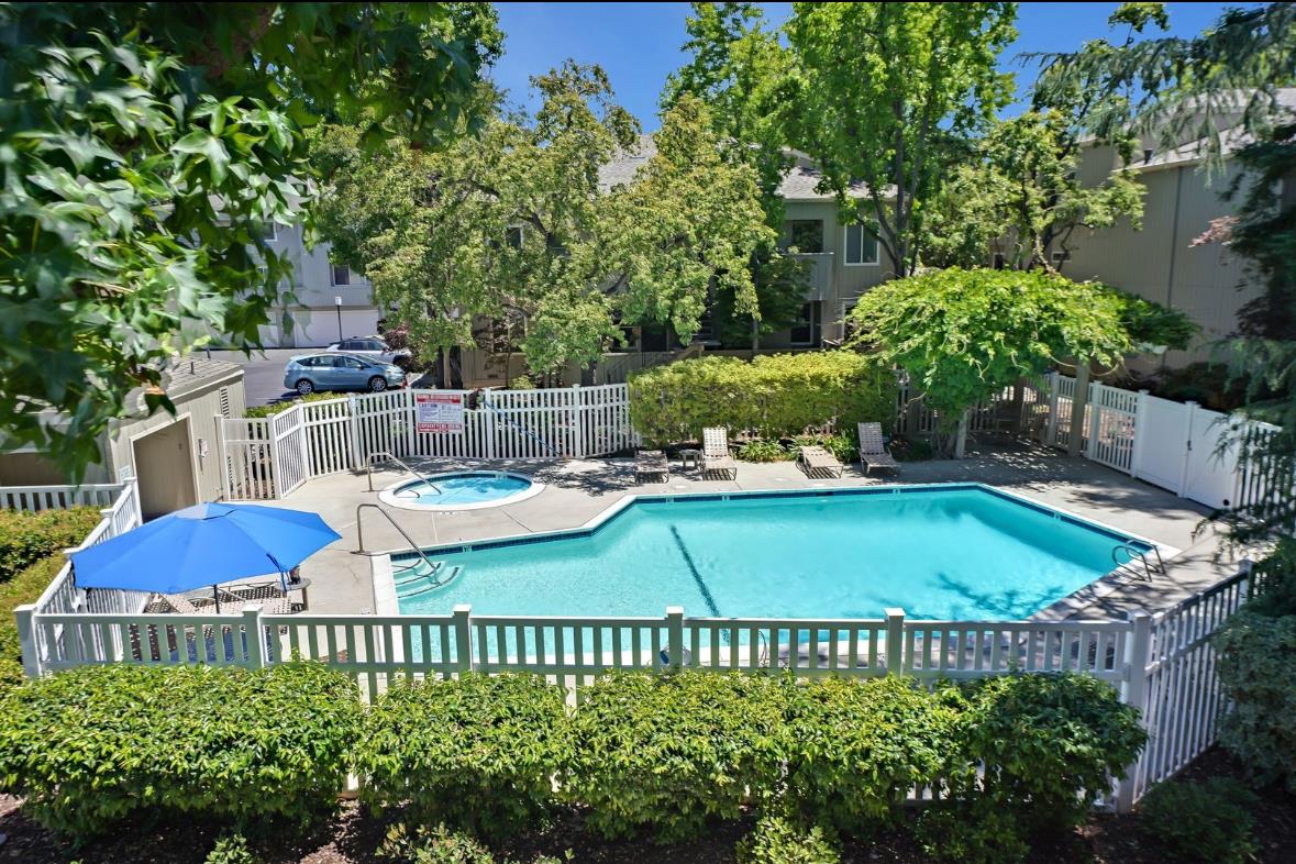 Detail Gallery Image 22 of 22 For 915 Apricot Ave #H,  Campbell,  CA 95008 - 2 Beds | 2 Baths