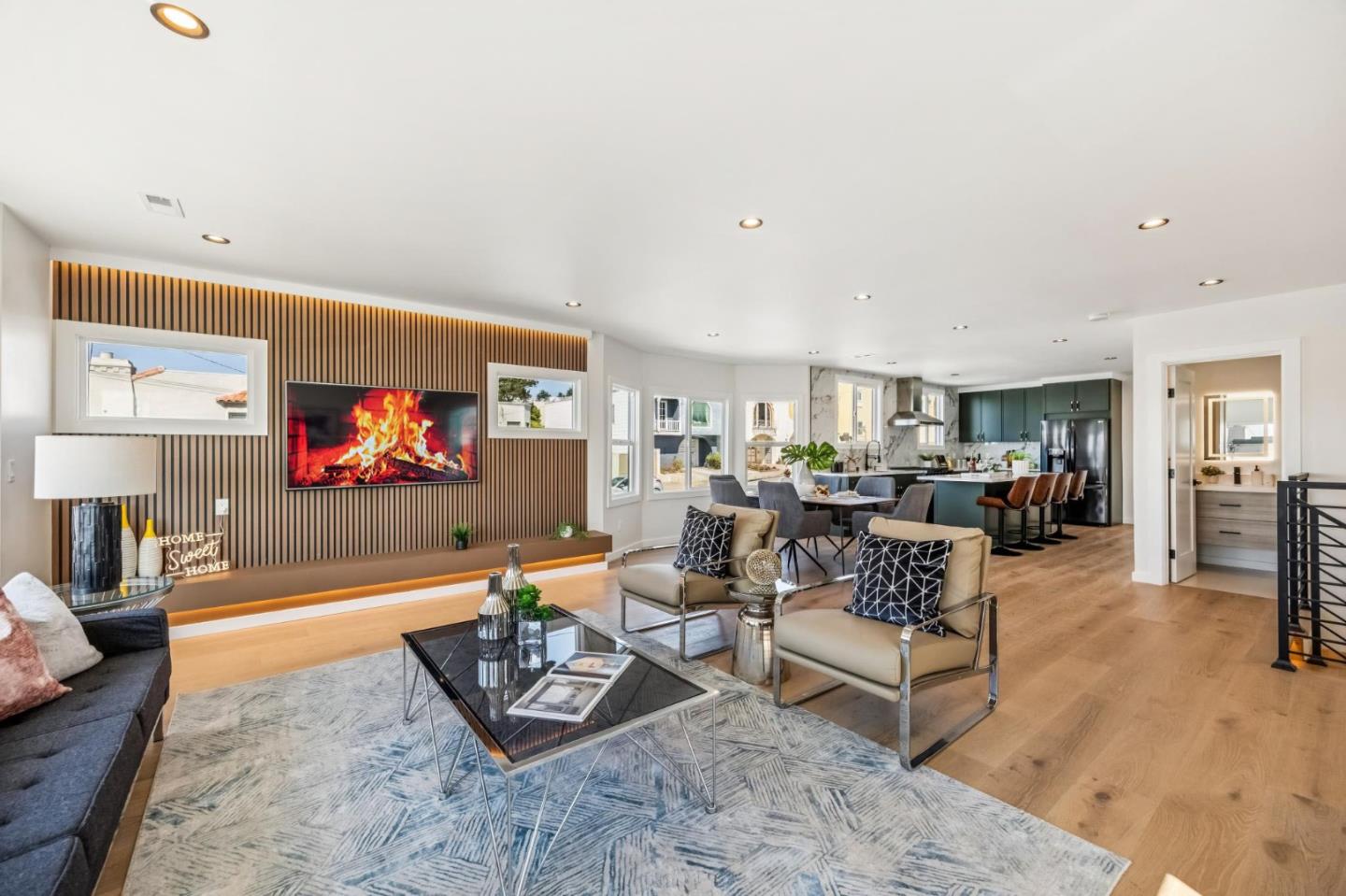 Detail Gallery Image 17 of 80 For 2300 29th Ave, San Francisco,  CA 94116 - 4 Beds | 4 Baths