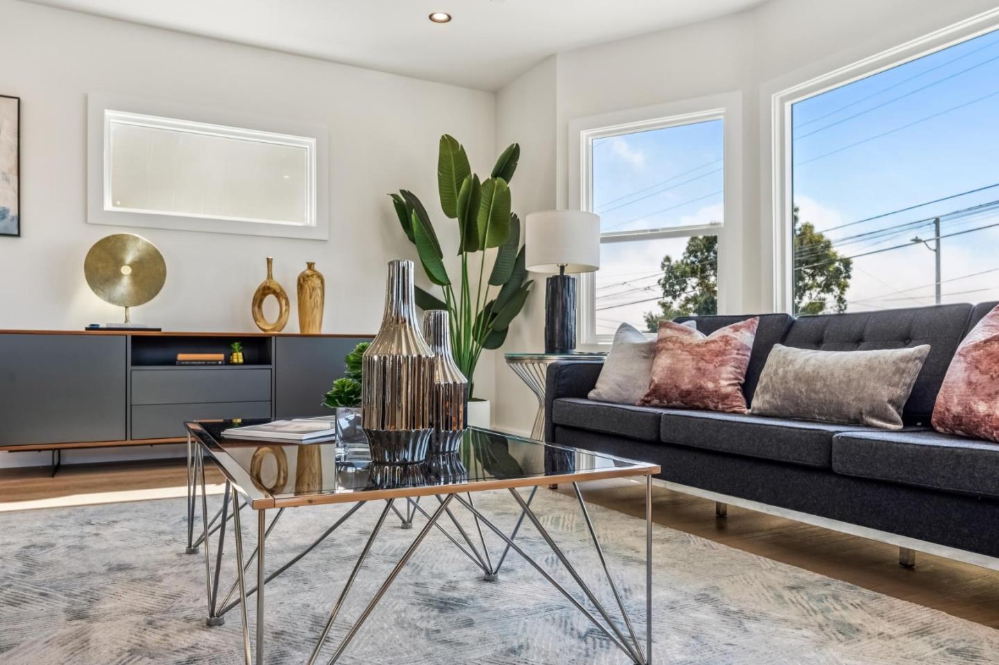 Detail Gallery Image 18 of 80 For 2300 29th Ave, San Francisco,  CA 94116 - 4 Beds | 4 Baths