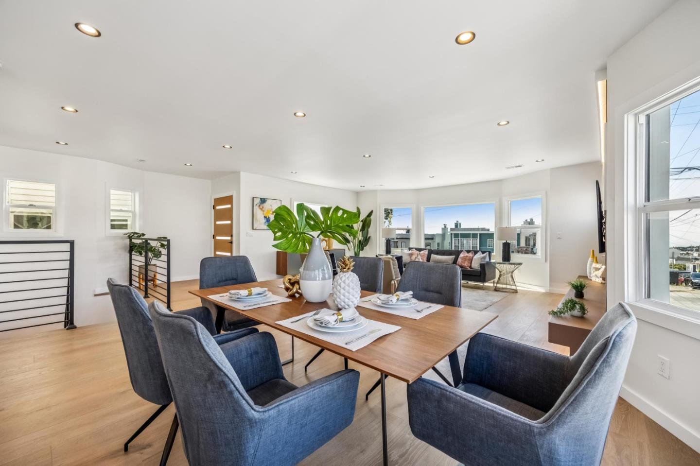 Detail Gallery Image 22 of 80 For 2300 29th Ave, San Francisco,  CA 94116 - 4 Beds | 4 Baths