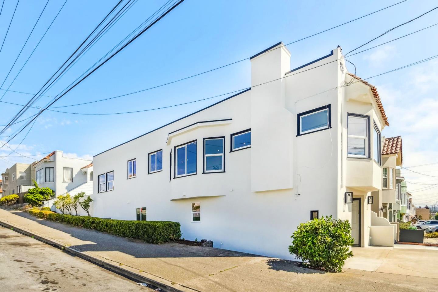 Detail Gallery Image 3 of 80 For 2300 29th Ave, San Francisco,  CA 94116 - 4 Beds | 4 Baths