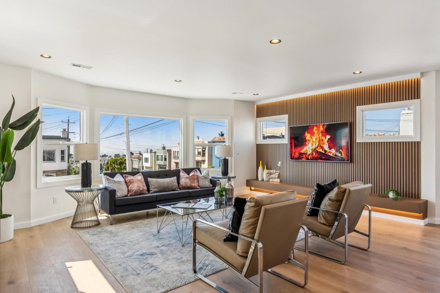 Detail Gallery Image 4 of 80 For 2300 29th Ave, San Francisco,  CA 94116 - 4 Beds | 4 Baths