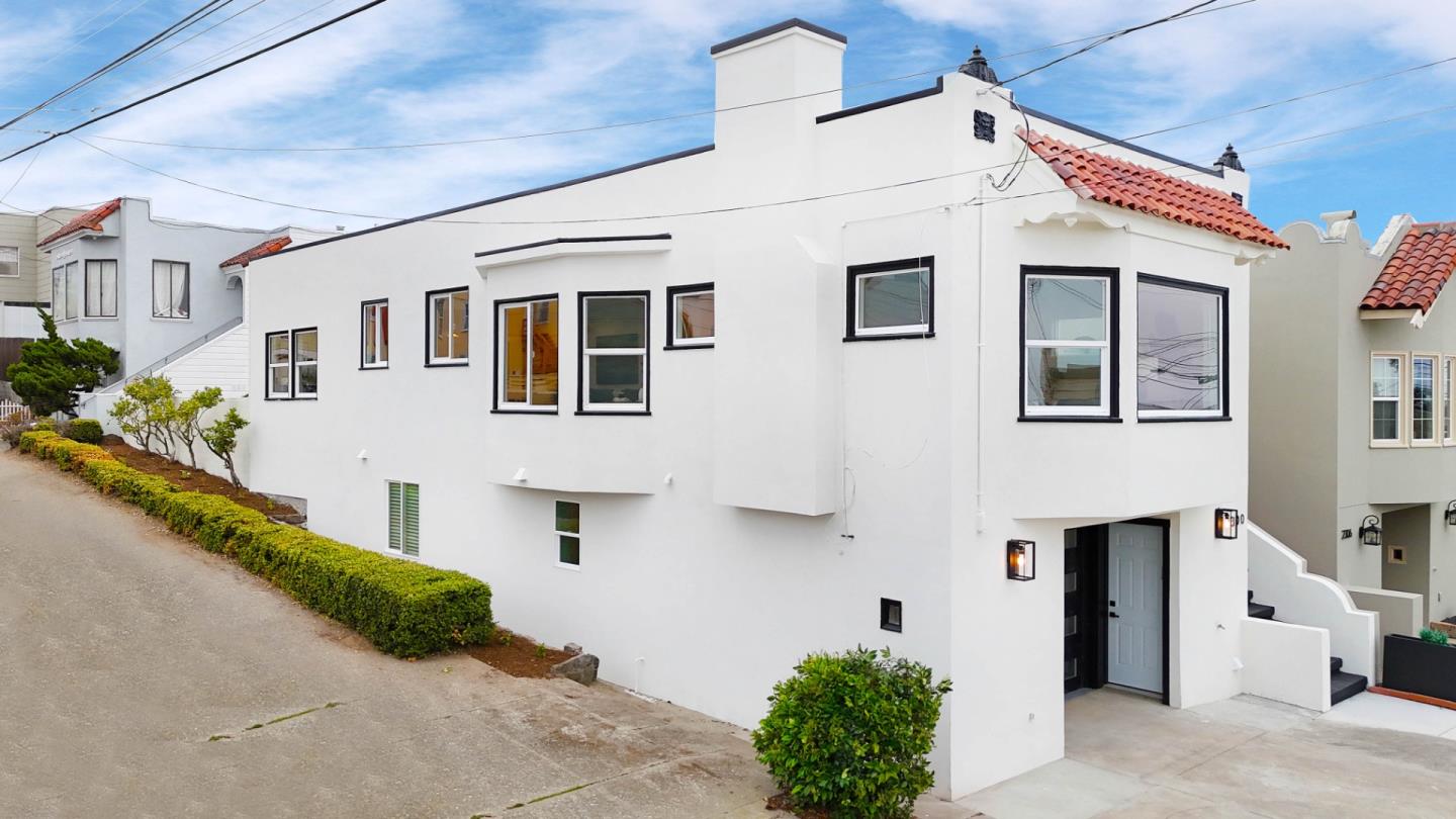 Detail Gallery Image 69 of 80 For 2300 29th Ave, San Francisco,  CA 94116 - 4 Beds | 4 Baths
