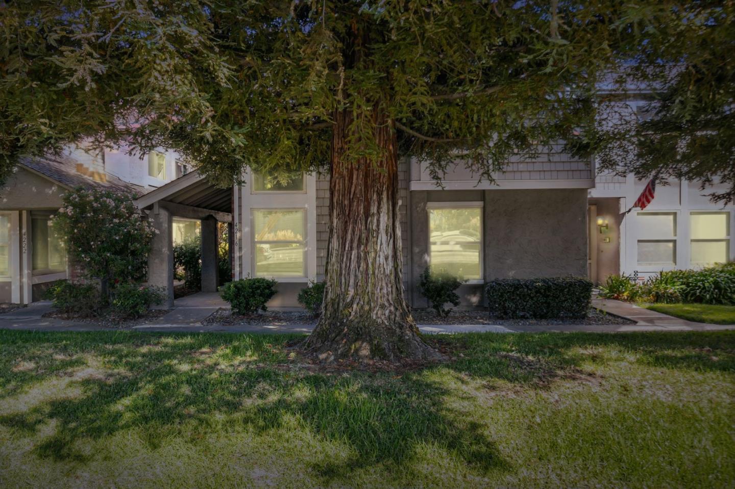 Detail Gallery Image 2 of 51 For 4216 Atlantic Ct, Santa Clara,  CA 95054 - 4 Beds | 2/1 Baths
