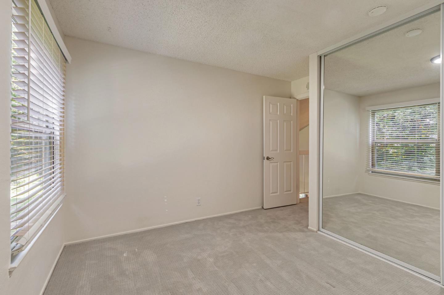Detail Gallery Image 32 of 51 For 4216 Atlantic Ct, Santa Clara,  CA 95054 - 4 Beds | 2/1 Baths