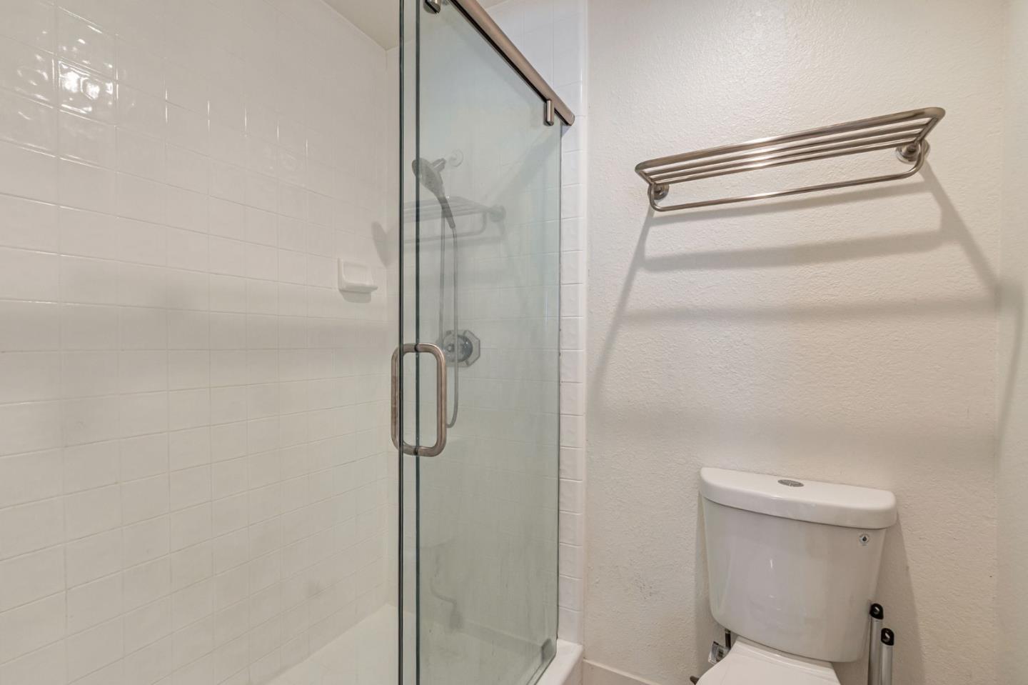 Detail Gallery Image 36 of 51 For 4216 Atlantic Ct, Santa Clara,  CA 95054 - 4 Beds | 2/1 Baths