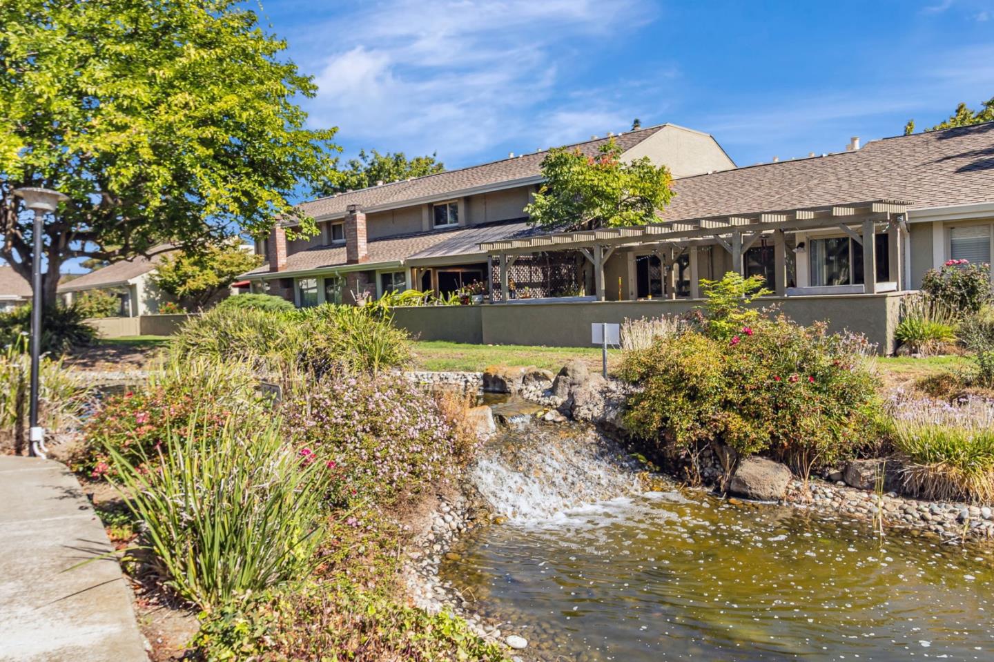 Detail Gallery Image 48 of 51 For 4216 Atlantic Ct, Santa Clara,  CA 95054 - 4 Beds | 2/1 Baths