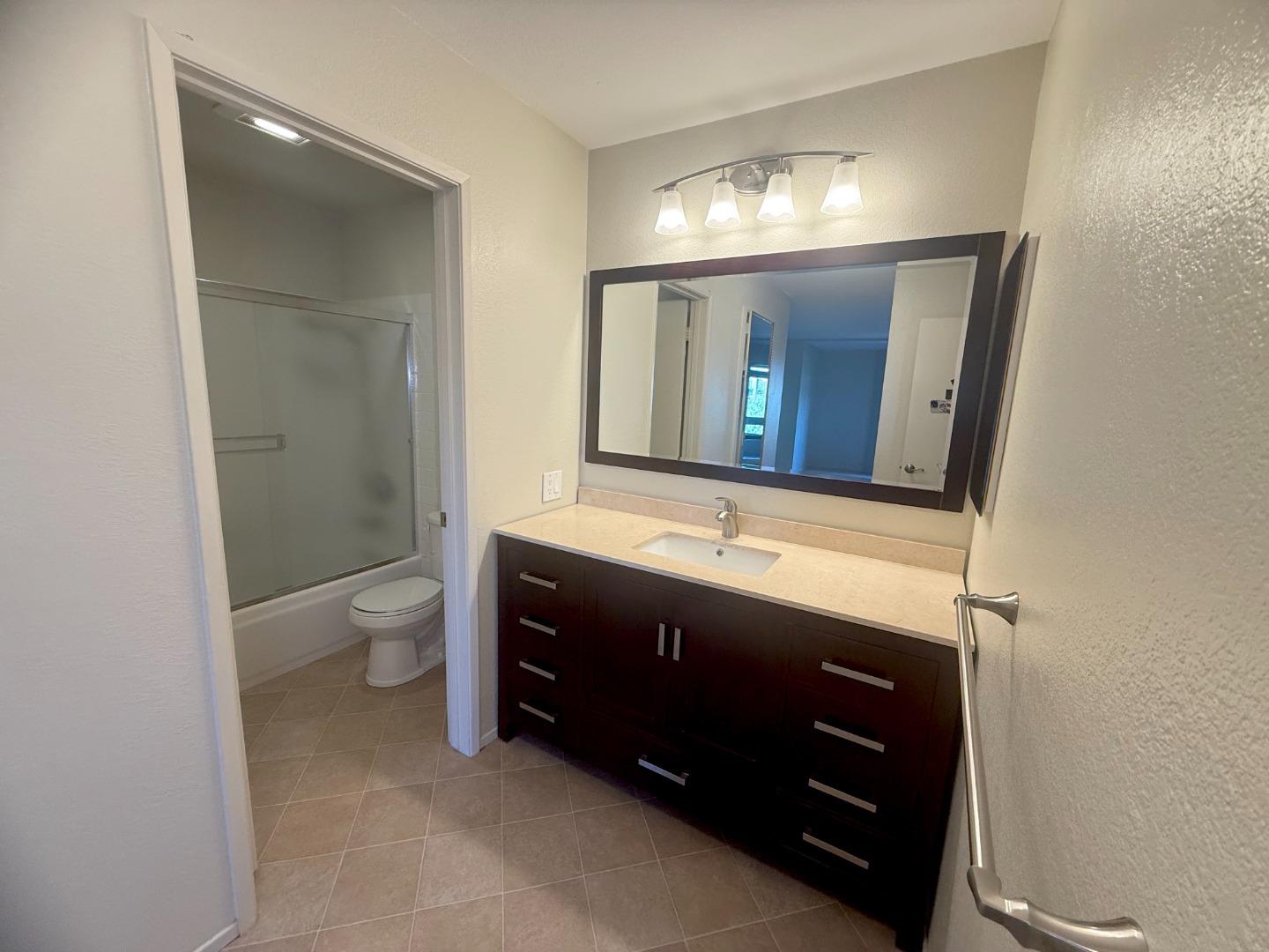 Detail Gallery Image 17 of 23 For 815 Sea Spray Ln #310,  Foster City,  CA 94404 - 2 Beds | 2 Baths