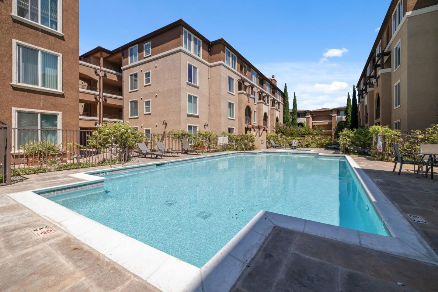 Detail Gallery Image 28 of 62 For 801 S Winchester Blvd #3206,  San Jose,  CA 95128 - 1 Beds | 1 Baths