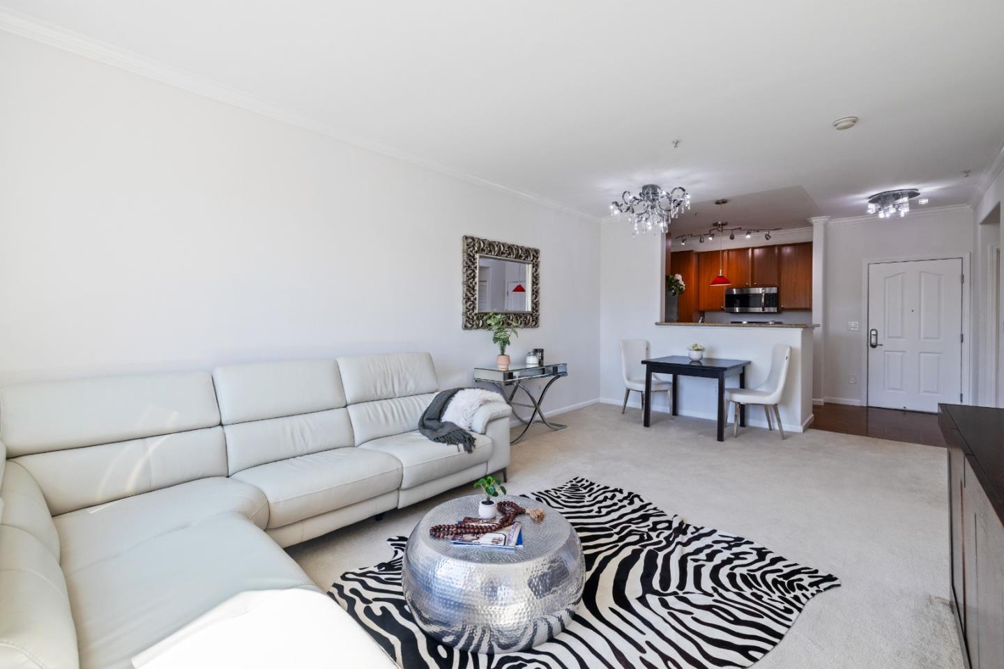 Detail Gallery Image 5 of 62 For 801 S Winchester Blvd #3206,  San Jose,  CA 95128 - 1 Beds | 1 Baths