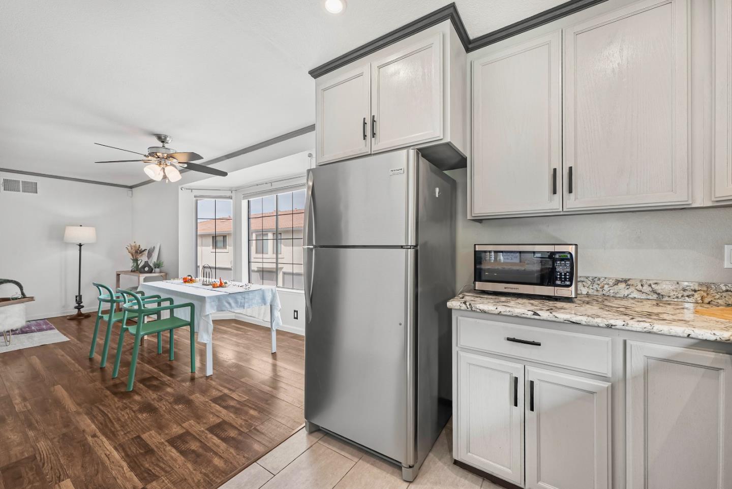 Detail Gallery Image 13 of 36 For 3225 Kenhill Dr, San Jose,  CA 95111 - 1 Beds | 1 Baths