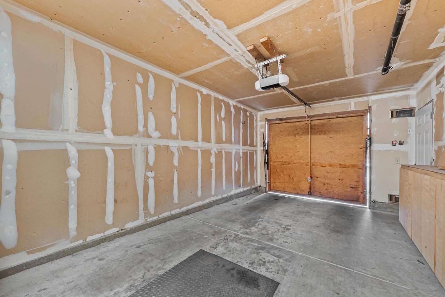 Detail Gallery Image 24 of 36 For 3225 Kenhill Dr, San Jose,  CA 95111 - 1 Beds | 1 Baths